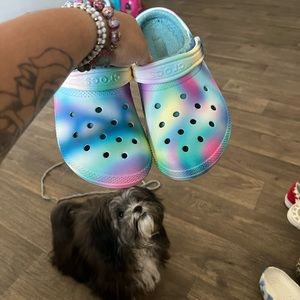 Fleece tye dye crocs